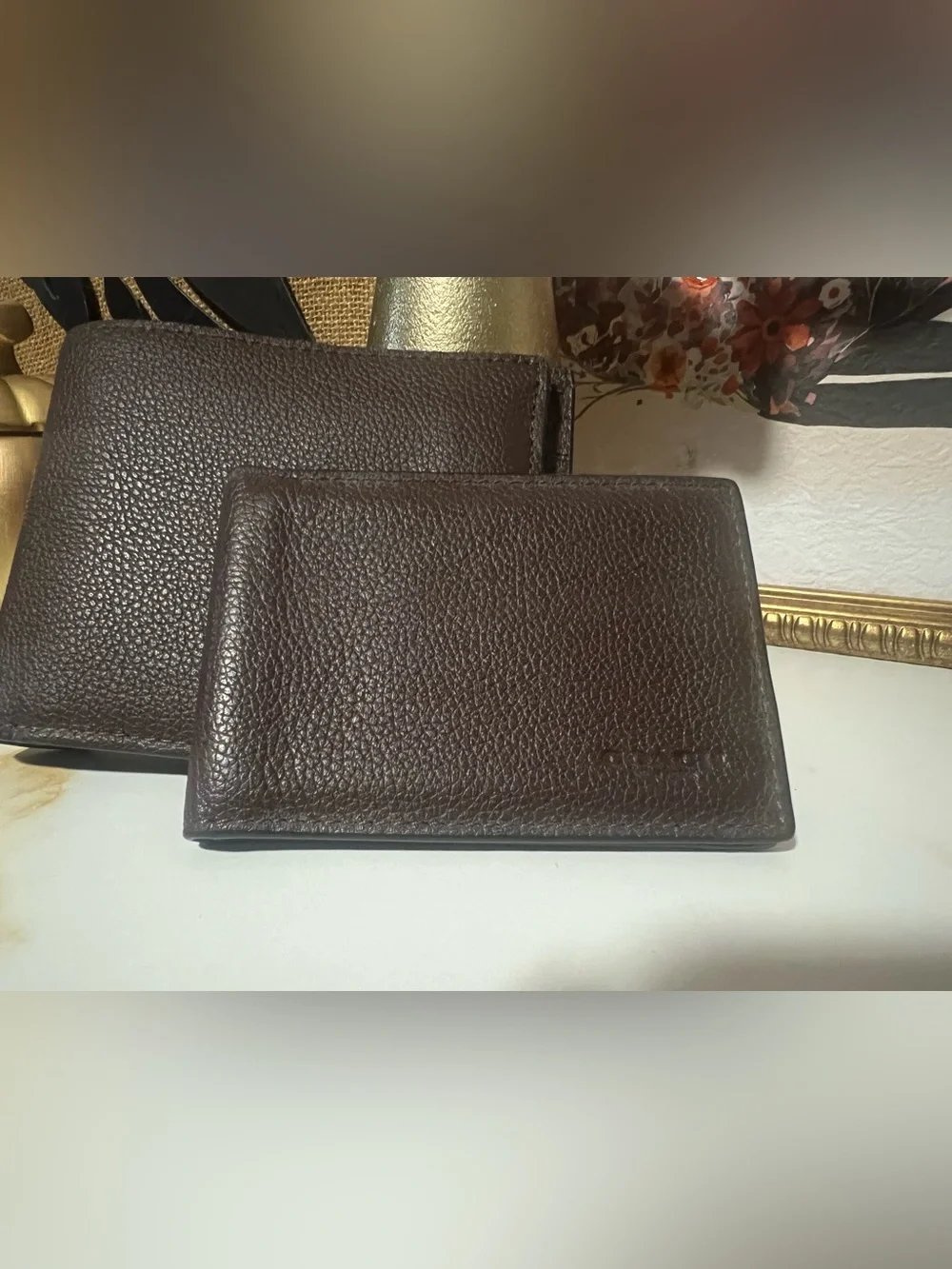 Classic Brown Leather Men's Wallet - Timeless Bifold